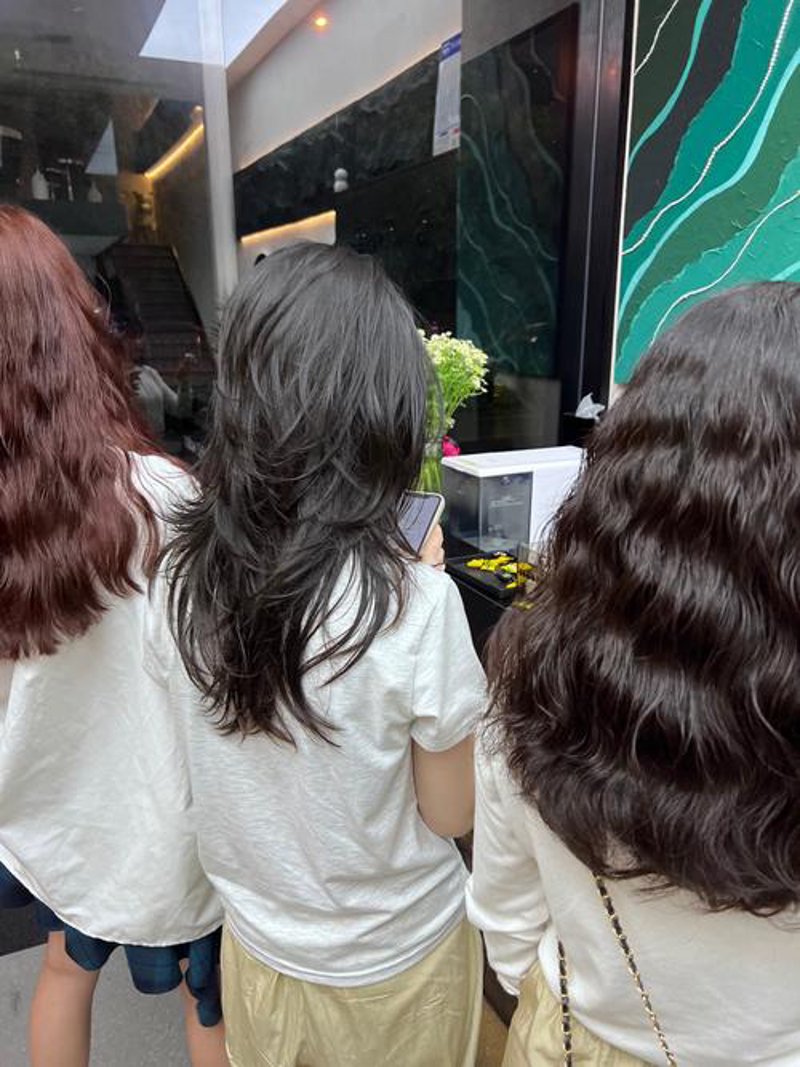 长兴理发店：传统美发行业的创新探索
